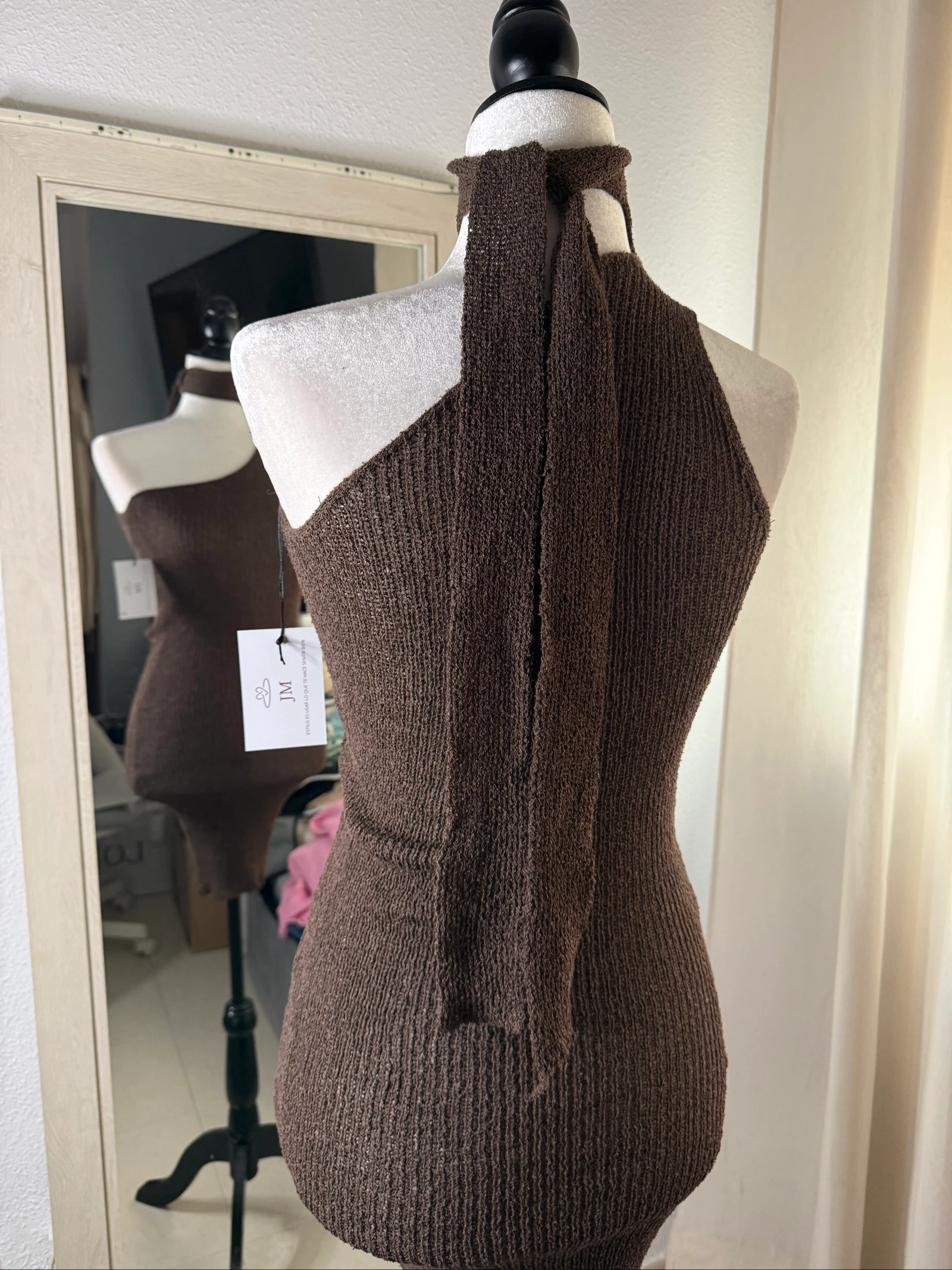 Bruin strapless nauwsluitende jurk – photo 3